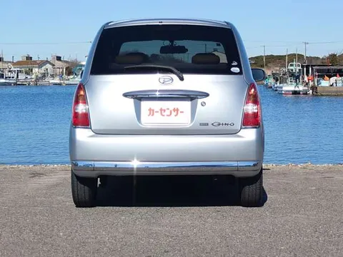 Daihatsu Mira Gino