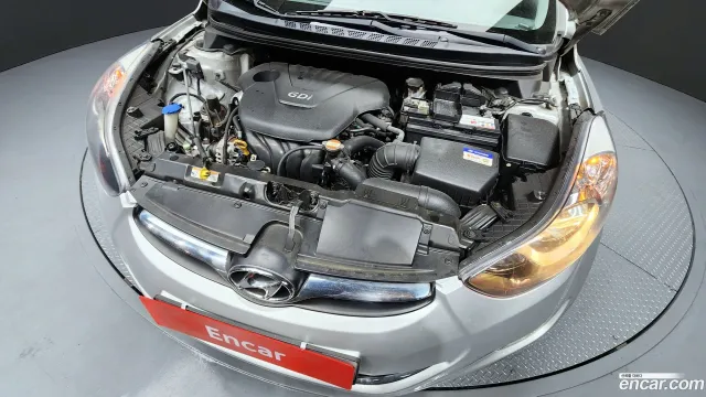 Hyundai Elantra (Avante)