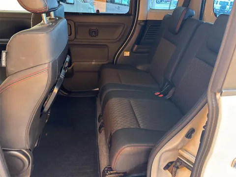 Suzuki Spacia Custom