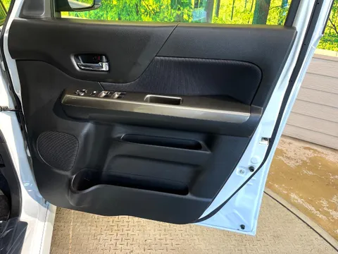 Suzuki Spacia Custom Z