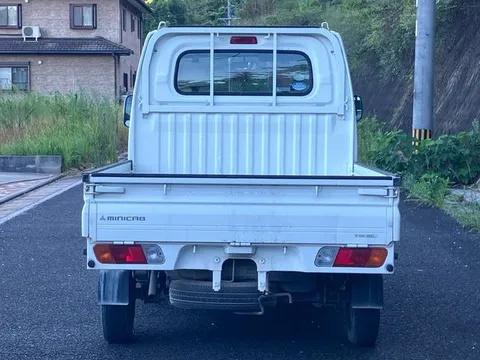 Mitsubishi Minicab Truck