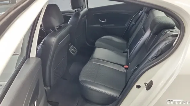 Renault SM3