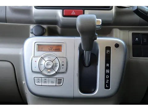 Nissan Clipper Rio
