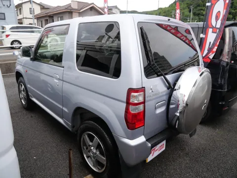Mitsubishi Pajero Mini