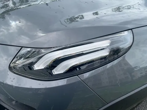 Lynk & Co 02