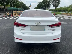 Hyundai Elantra (Avante)