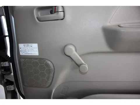 Mitsubishi Minicab Van