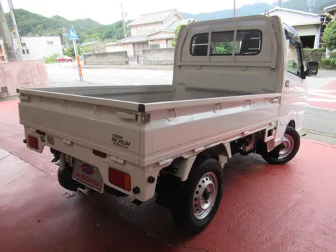 Mazda Scrum Truck