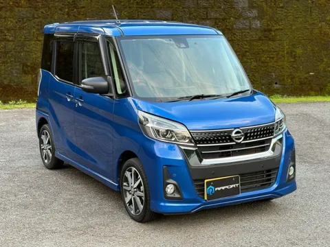Nissan Dayz Roox