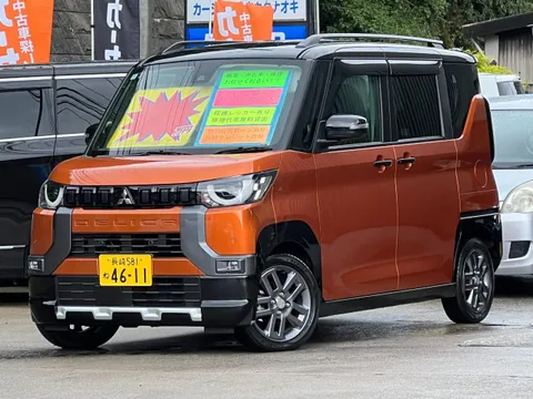 Mitsubishi Delica Mini