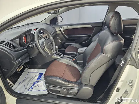 Kia Cerato (Forte)