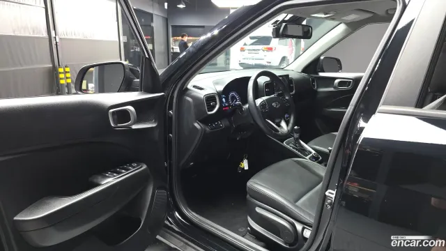 Hyundai Venue