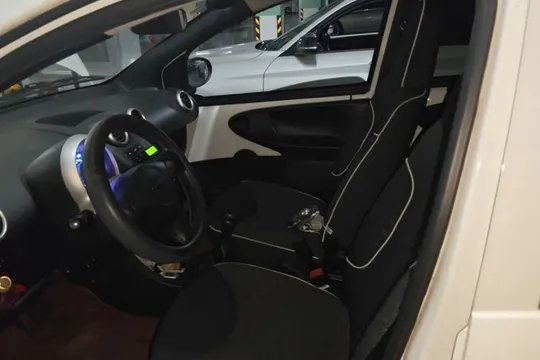 BYD F0