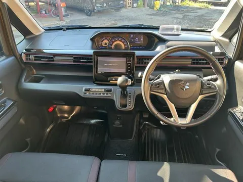 Suzuki Wagon R Stingray