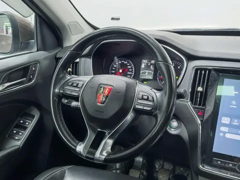 Roewe RX5