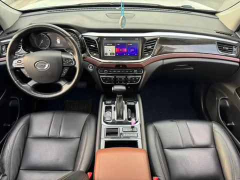 Gac GS8