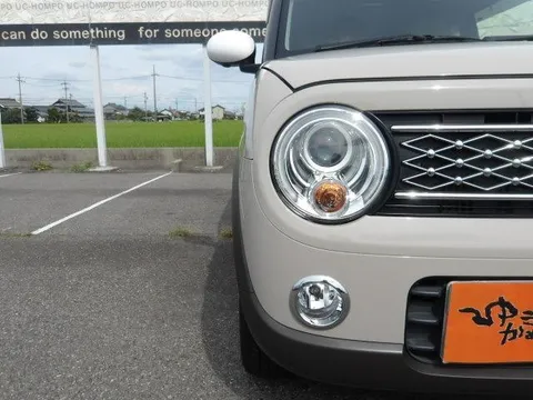 Suzuki Alto Lapin