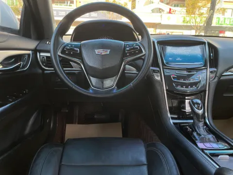 Cadillac ATS-L
