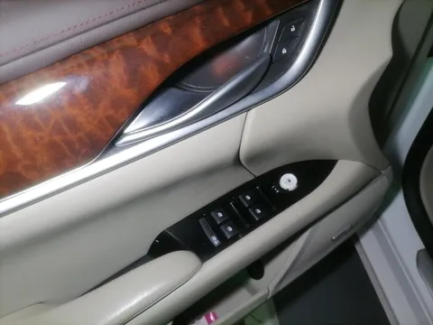 Cadillac XTS