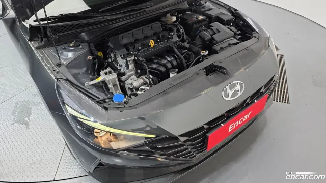 Hyundai Elantra (Avante)