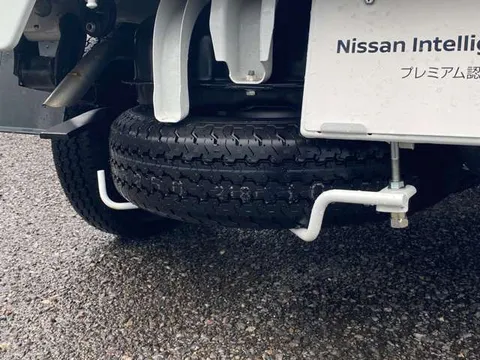 Nissan Clipper Truck