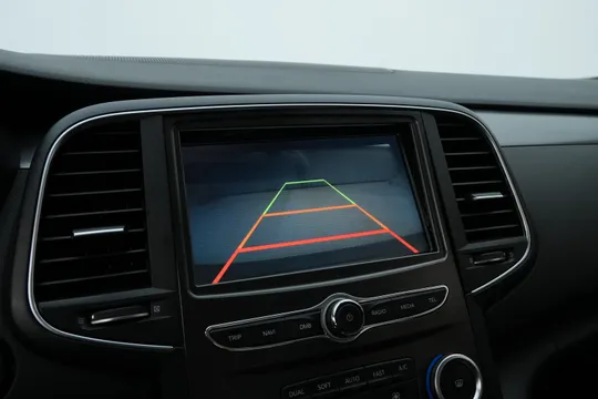 Renault Talisman (SM6)
