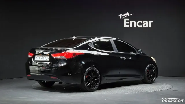 Hyundai Elantra (Avante)