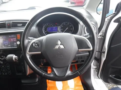 Mitsubishi eK Custom