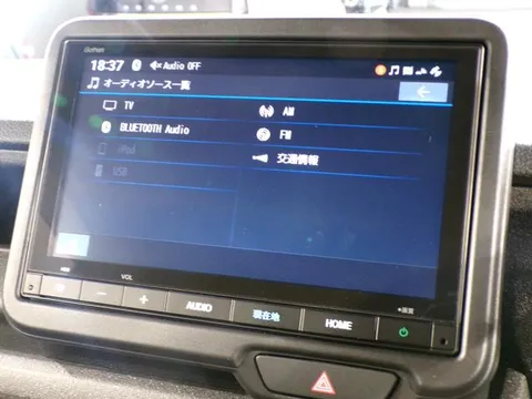 Honda N-BOX Custom