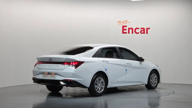 Hyundai Elantra (Avante)