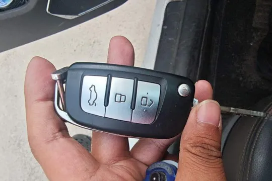 Geely Vision