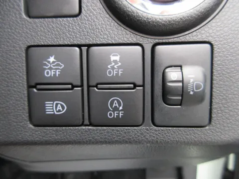 Daihatsu Mira Tocot