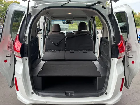 Honda Freed Plus