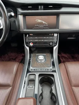 Jaguar XFL