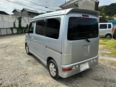 Daihatsu Atrai Wagon