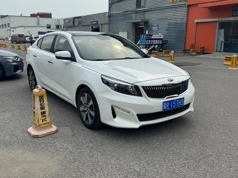 Kia K4