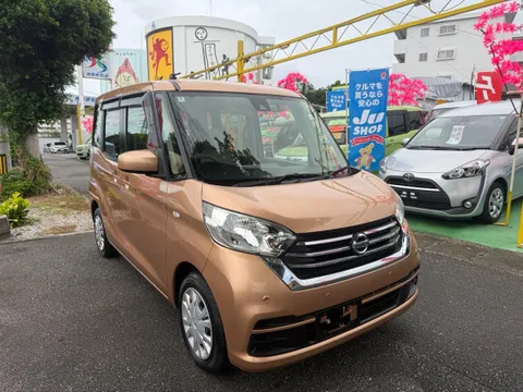 Nissan Dayz Roox