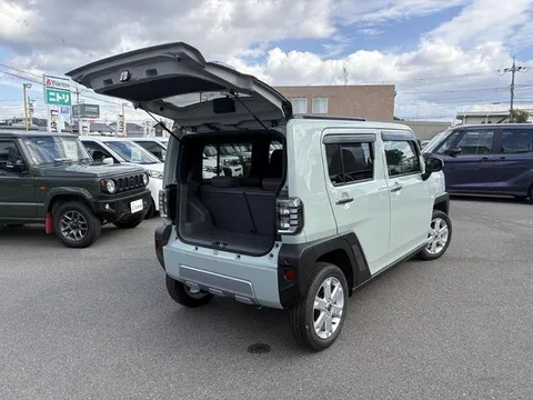 Daihatsu Taft