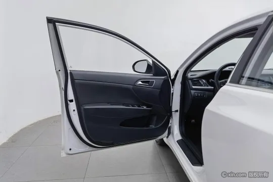 Hyundai Mistra