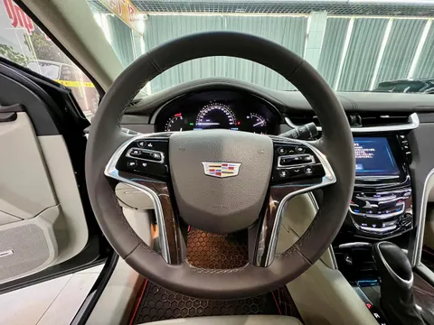 Cadillac XTS