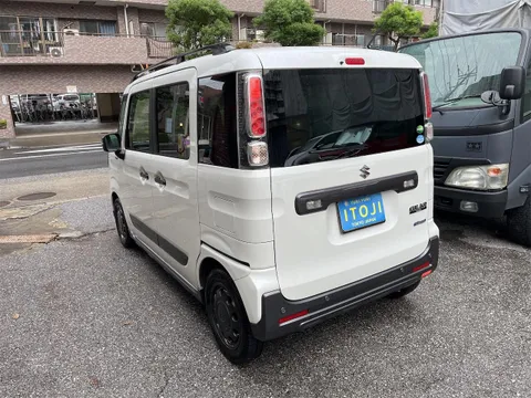 Suzuki Spacia