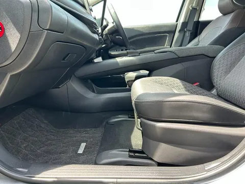 Nissan Note Aura