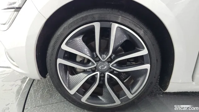 Renault Talisman (SM6)