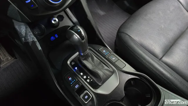 Hyundai Grand Santa Fe (Maxcruz)