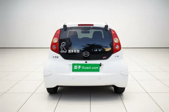 BYD F0