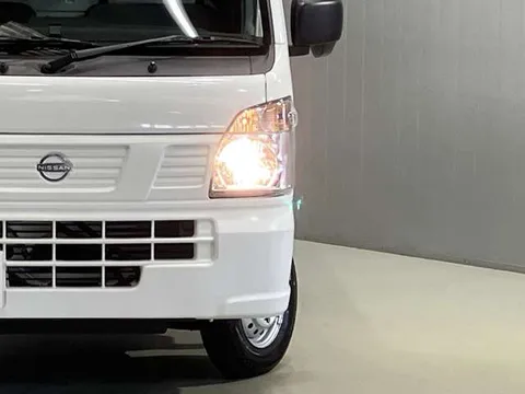 Nissan Clipper Truck