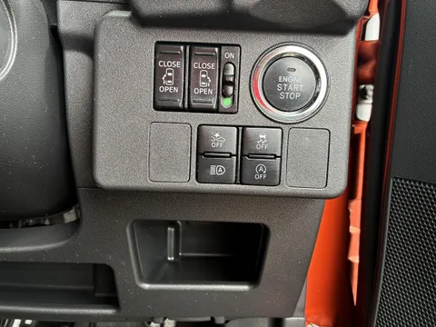 Toyota Pixis Mega