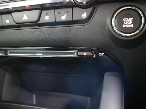 Mazda MAZDA3 Sedan