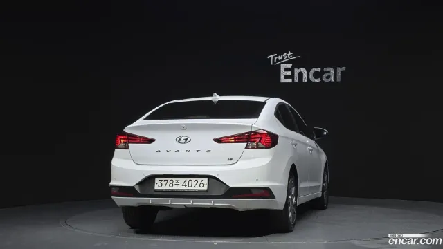 Hyundai Elantra (Avante)