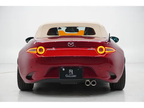Mazda MX-5 (Roadster)